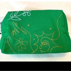 L'Occitane Zipper Cotton w/Lining
Beauty Pouch